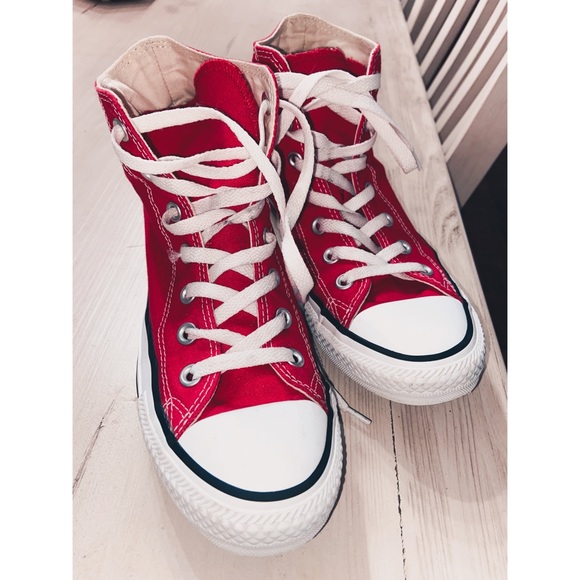 Chuck Taylor All Star - Picture 1 of 5